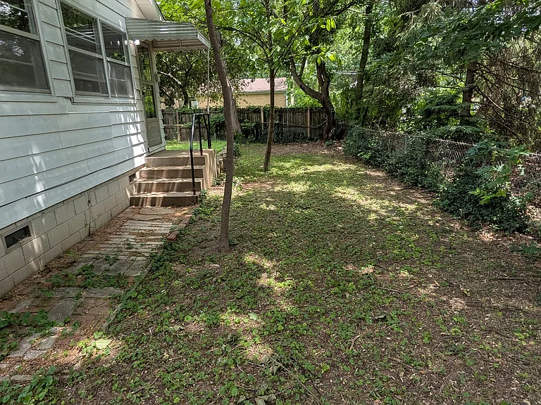 1252 E Cozy St — Photo 22