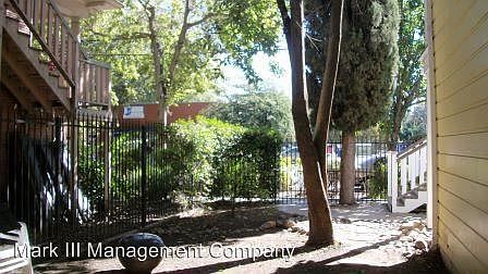 5th image of 514 14th St APT 1
