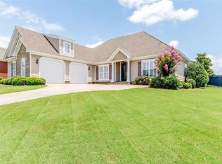 5831 Tiger Lily Cir, Montgomery, AL 36116