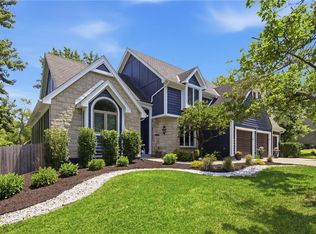 18065 Canterbury Rd, Stilwell, KS 66085