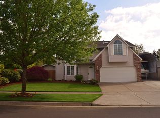 2224 Baines Blvd, Hubbard, OR 97032