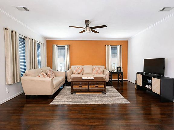 6th image of 2749 Ranch House Rd #205