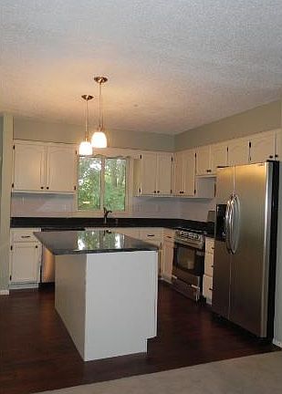 2nd image of 6909 Shingle Creek Dr N