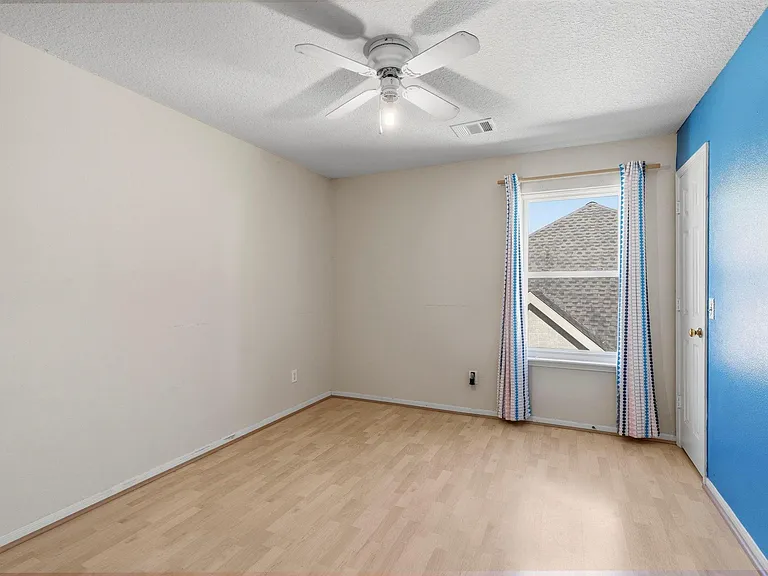 5615 Brigstone Park Dr — Photo 32