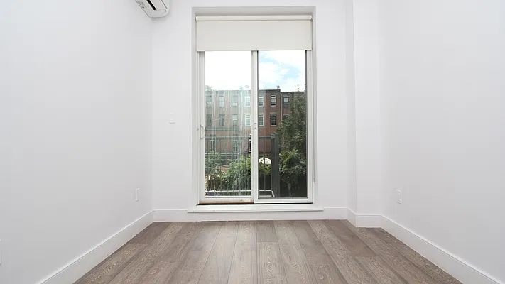 Rented by Nooklyn NYC LLC | media 9