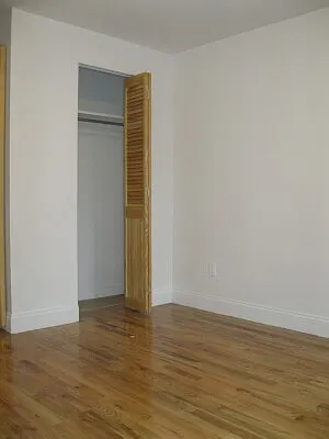 Rented by Tower Brokerage | media 19