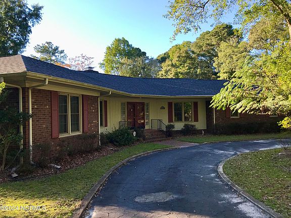 3rd image of 2521 Dogwood Lane