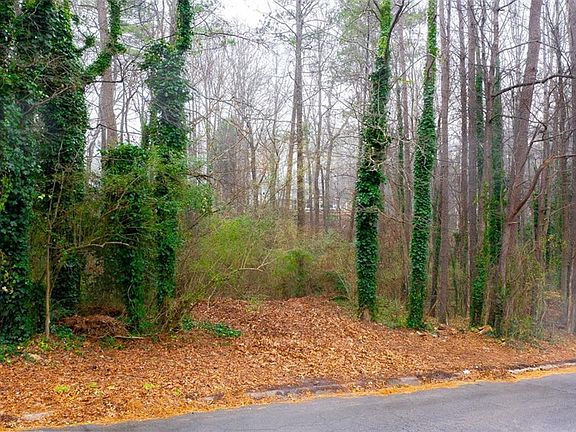 3rd image of 504 Allana Ct Lot 4