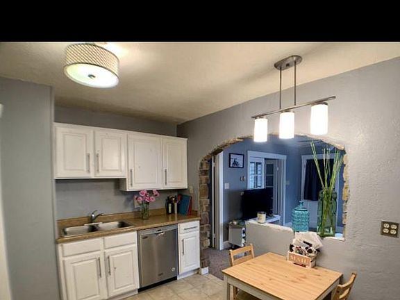 4th image of 968 S James Ct
