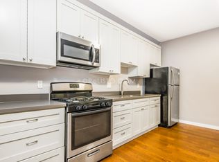 814 27th St #E, Oakland, CA 94607