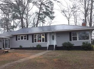 325 Howell Cir, Gadsden, AL 35904