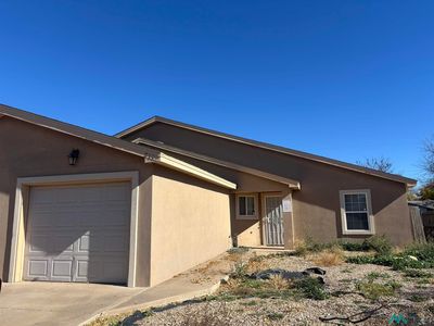 811 S Wyoming Ave, Roswell, NM, 88203