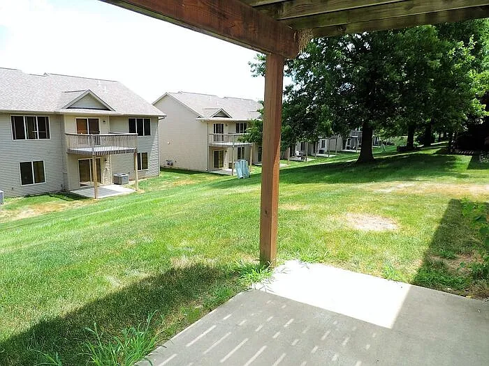 530 Iris Ave — Photo 16