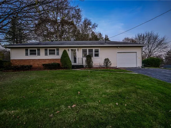 7 Hollywood Dr, Whitesboro, NY 13492