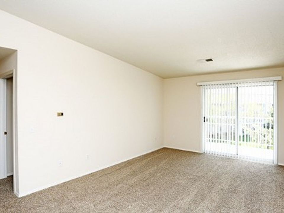 1st image of 4205 Elm Ave #1111