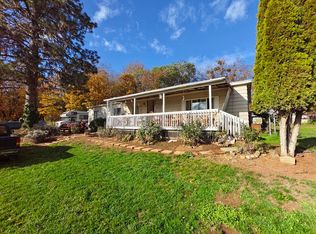 111 Dell Rd, Grants Pass, OR 97527