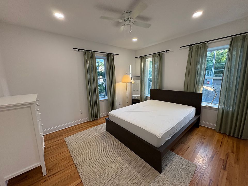 Spacious and light bedroom