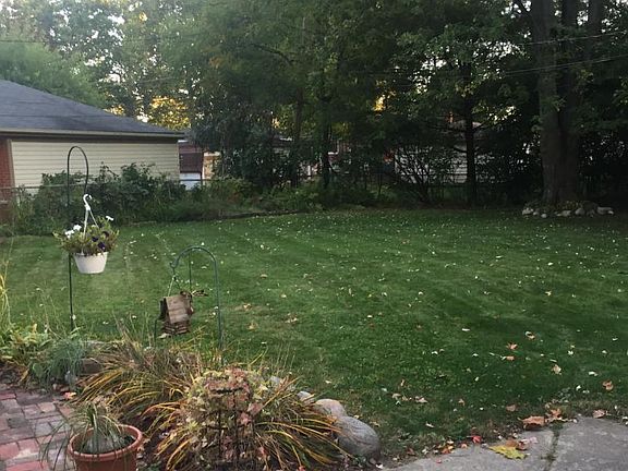 5th image of 24735 Ross Dr