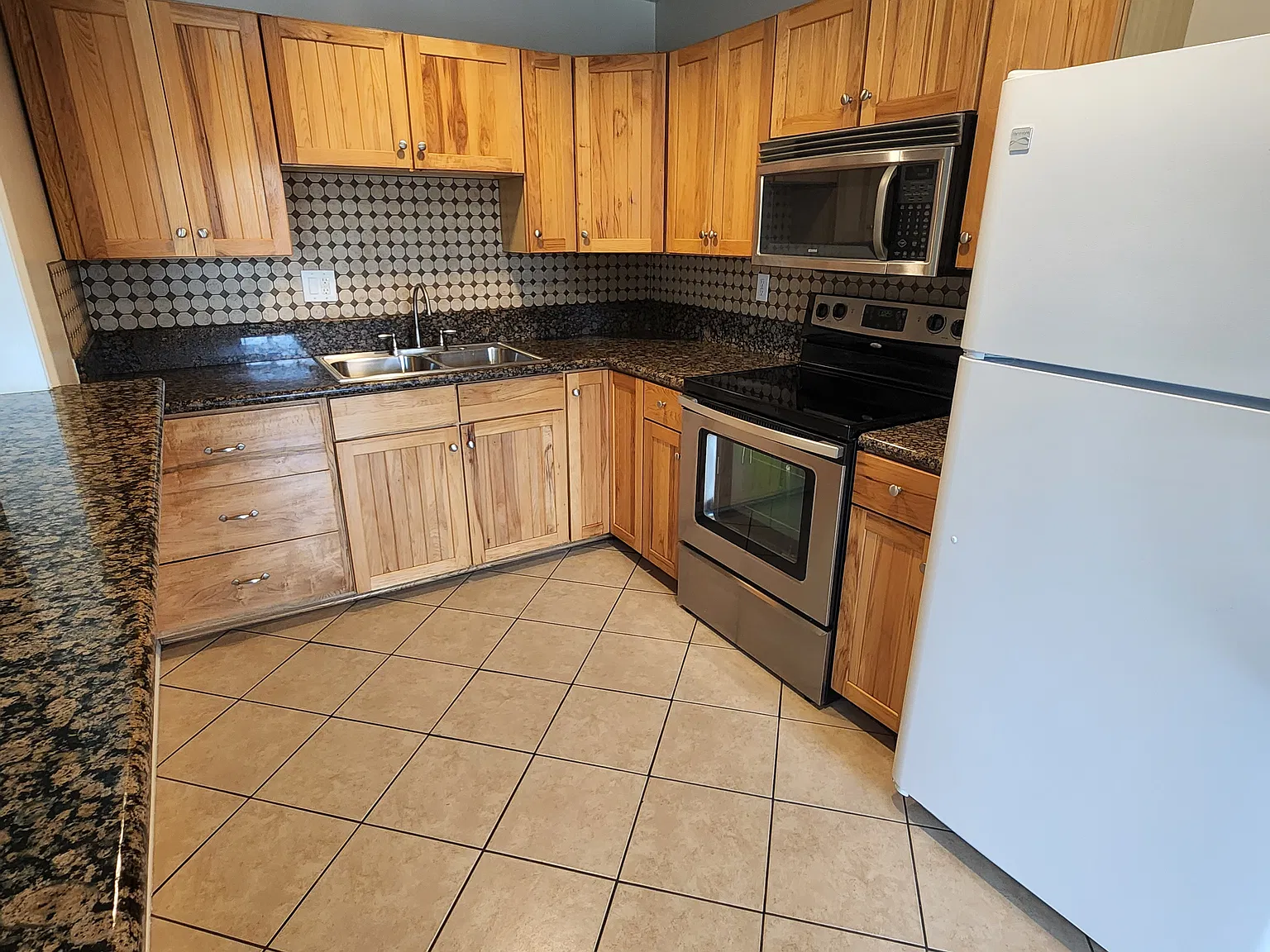Virginia Ave, Bellflower — Photo 1