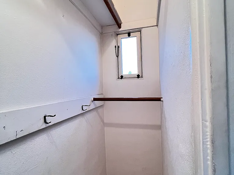 same closet with window