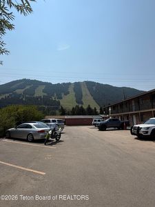 130 E Kelly Ave APT 15, Jackson, WY, 83001