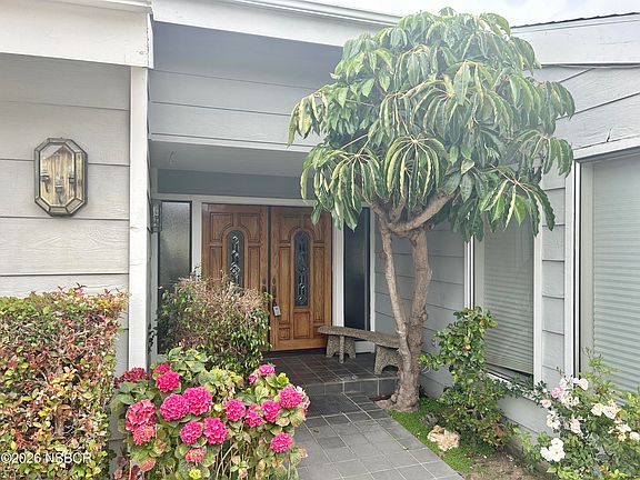 2nd image of 601 Marian Dr
