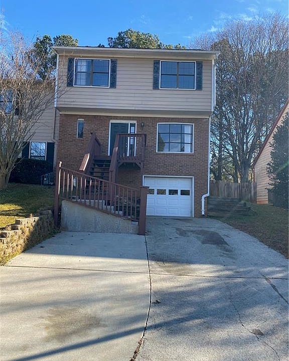 1st image of 8010 Sand Wedge Cir NW