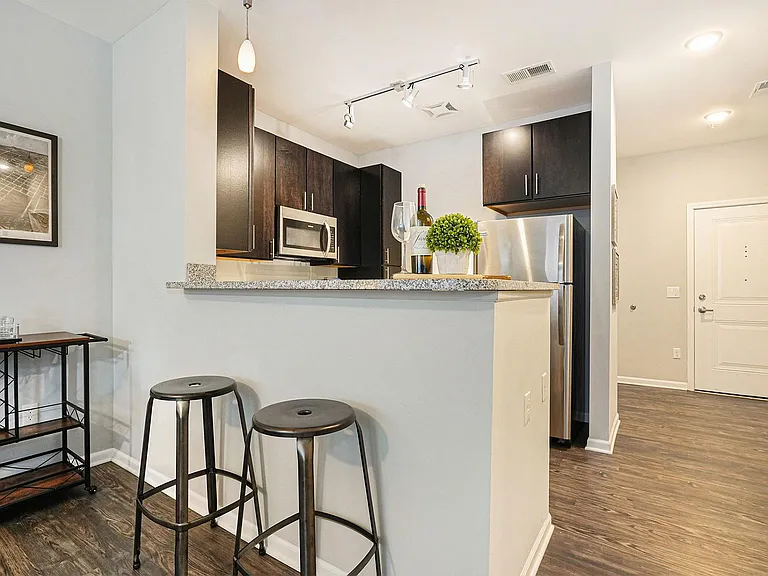 Knapp's Corner Flats — Photo 12