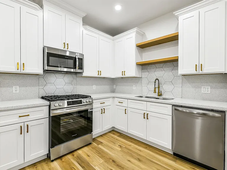 7486 Stanwick Dr #B — Photo 1