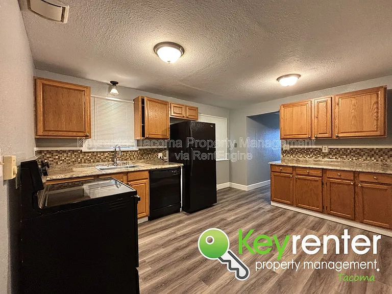 7220 S Warner St — Photo 4