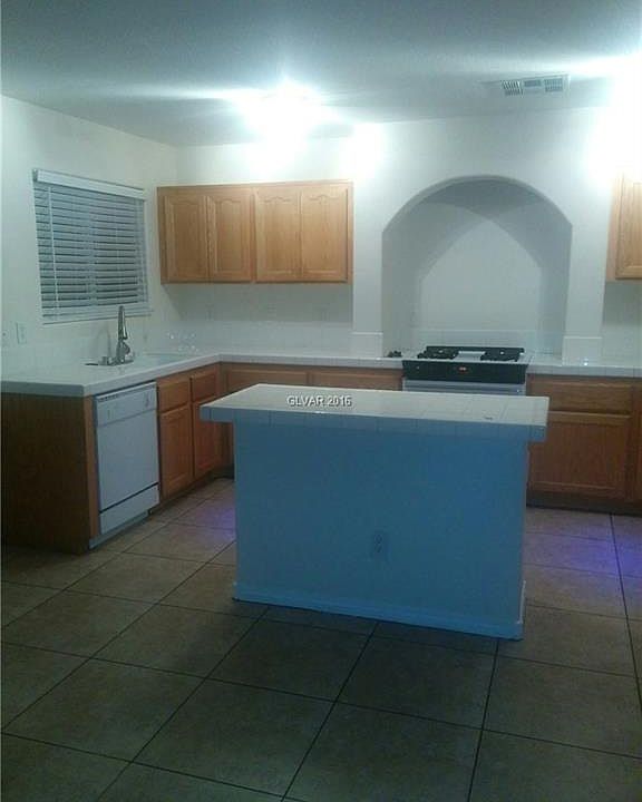 2nd image of 7365 Catmint St