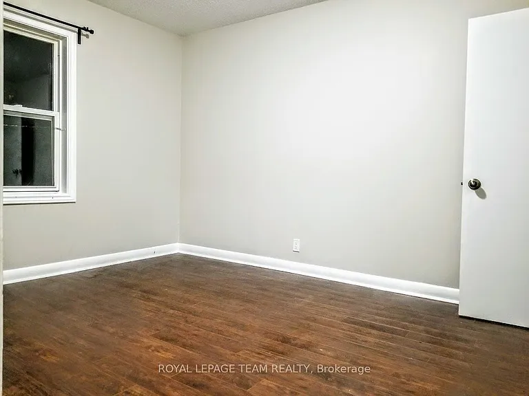 1220 Dorchester Ave — Photo 7