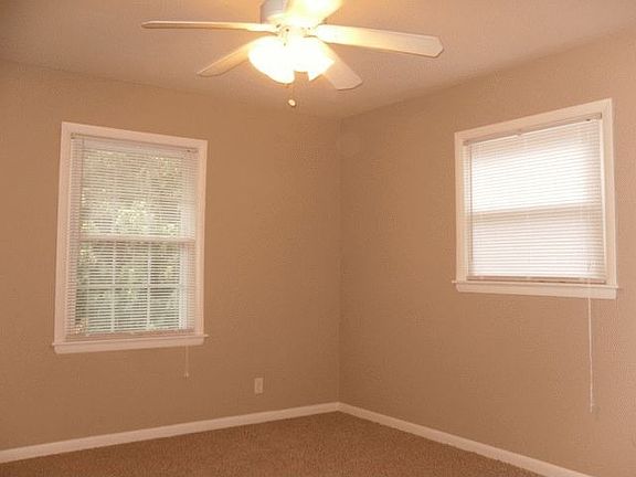Bedroom update carpet & Celing fan