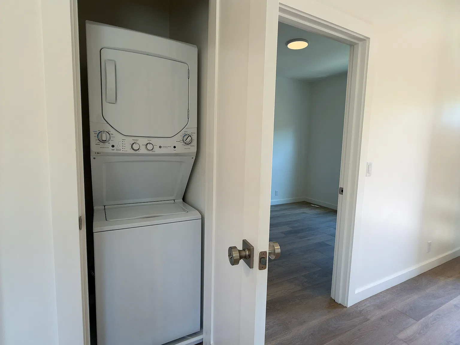 1 bed, $2,895 — Photo 3