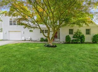 95 Highridge Rd, New Rochelle, NY 10804