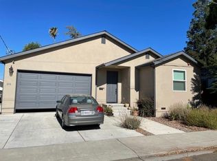 215 N Locust Ave, Ripon, CA 95366