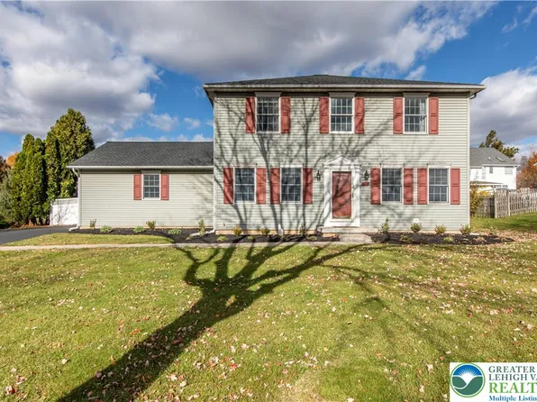 4011 Ferncroft Ln, Bethlehem, PA 18020