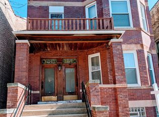 3541 N Oakley Ave #1, Chicago, IL 60618