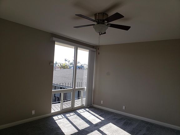 4th image of 125 Ximeno Ave APT 18