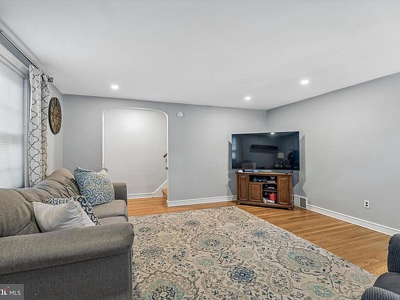 4th image of 42 Greenhill Rd