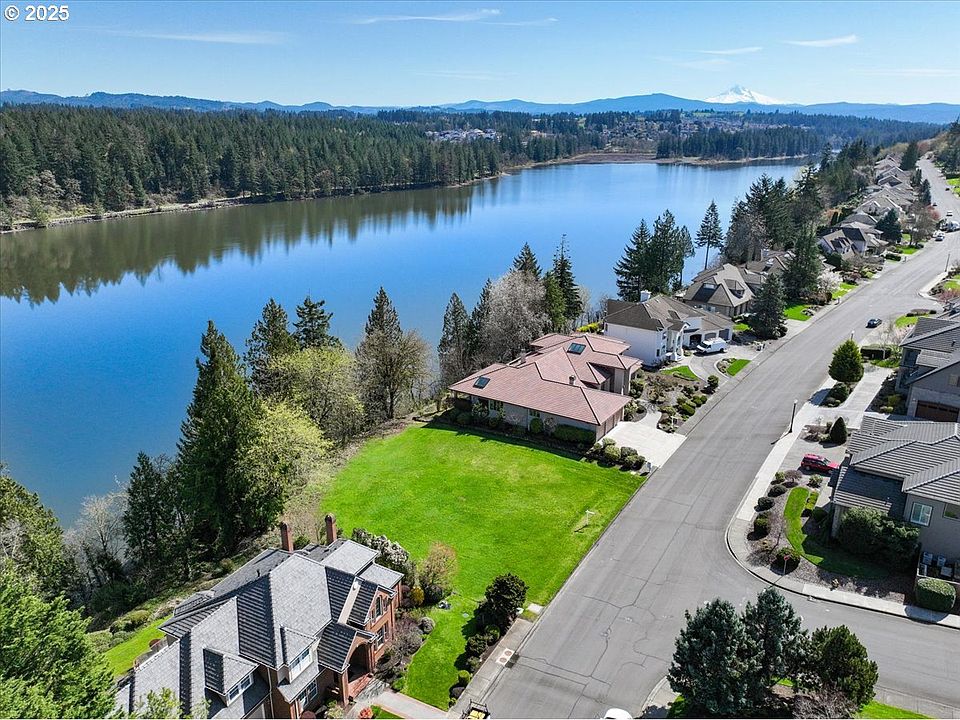 1st image of 2101 NW Lacamas Dr Unit 10