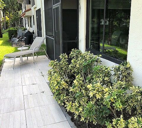 4th image of 3483 Emerald Oaks Dr #1701
