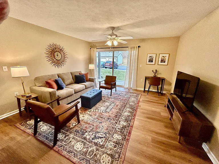 10404 Southern Meadows Dr #104 — Photo 1