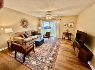 10404 Southern Meadows Dr APT 104, Louisville, KY 40241