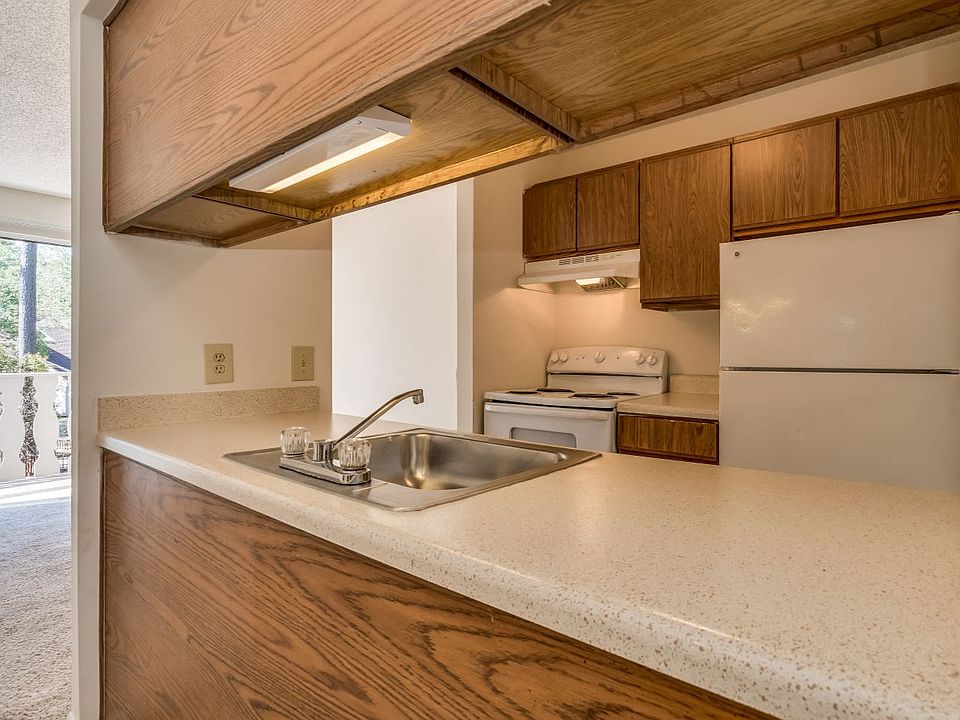 Kitchen (Orchid View)