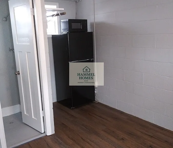 1520 S Main St #2 — Photo 4