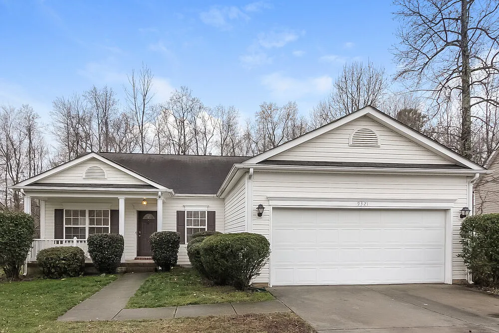 4 bed, 2.0 bath, 1870 sqft, $2,195 — Photo 4