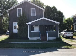 3 Greenlaw Pl, Saint Catharines, ON L2R4S5