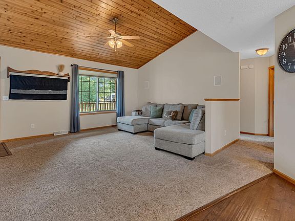 4th image of 627 5th St NW
