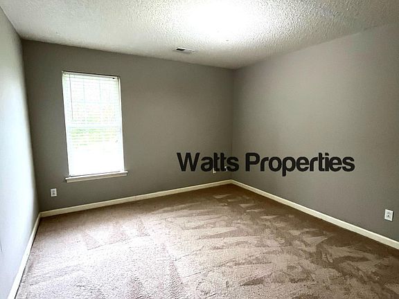 5th image of 46 Briar Cir #46